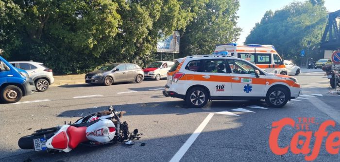 Incidente, ferito centauro: probabile mancata precedenza 
