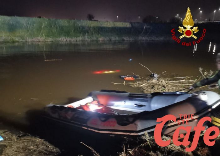 Tragedia di Pasqua a Chioggia, auto finisce nel canale: morto un uomo