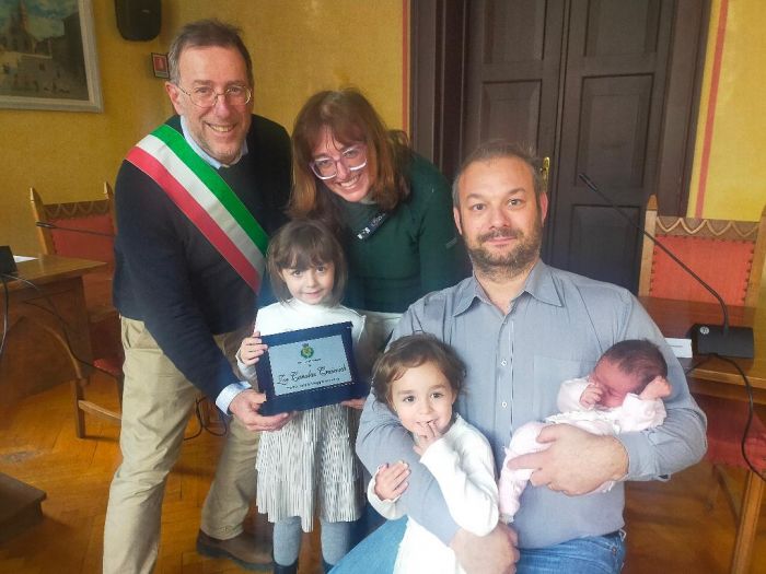 Muggia: festeggiato il primo neonato del 2024