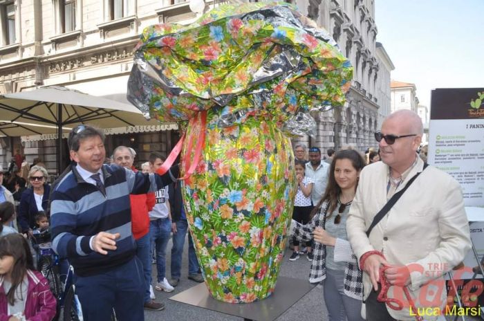 Viale in Fiore, sabato 28 marzo attesissima apertura del maxi Uovo di Pasqua! (VIDEO)