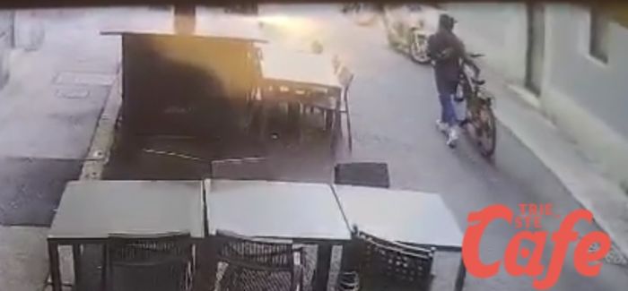 Via del Toro, gli rubano la bici elettrica: nel pomeriggio rivede i ladri, li insegue e la recupera! (VIDEO) 
