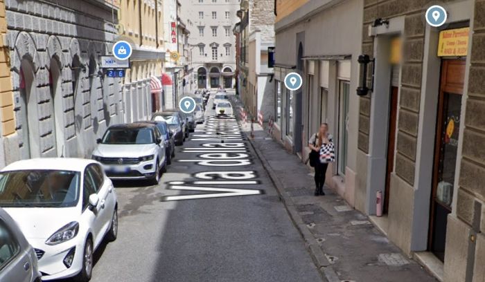 Rissa con bottiglie in testa tra imbriaghele in via Madonnina, locale chiuso 15 giorni! 