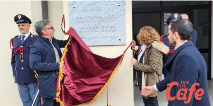 Intitolato ai figli delle stelle Demenego e Rotta edificio scuola Allievi Polizia di Vibo Valentia 