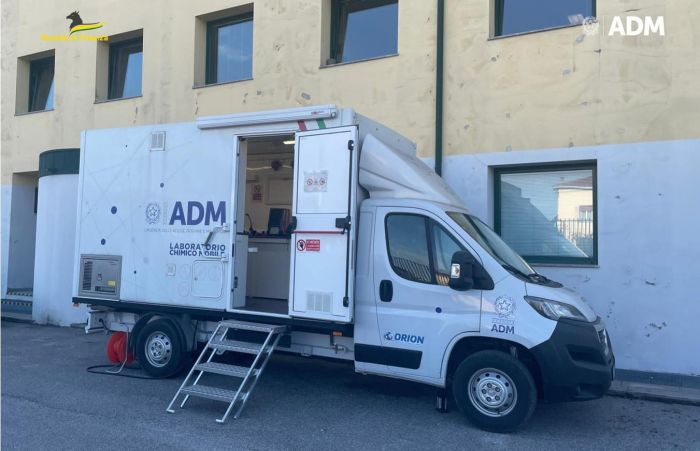 Brillante operazione della Finanza Fvg, sequestrati 1700 litri di gasolio 
