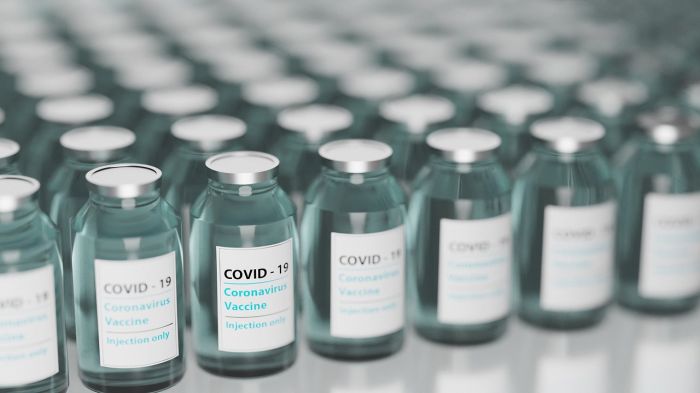 Covid: ricoveri in calo, occupazione ordinari 10%, intensive 2,8%