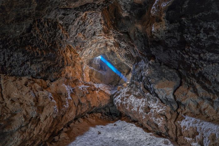 Slovenia: al via soccorsi per le persone intrappolate in una grotta a causa del maltempo