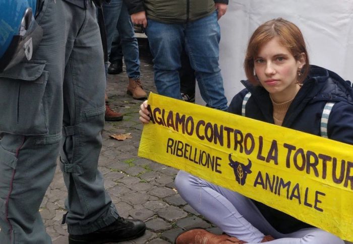 Martedì presidio per Laura Zorzini durante l'udienza per la sorveglianza speciale