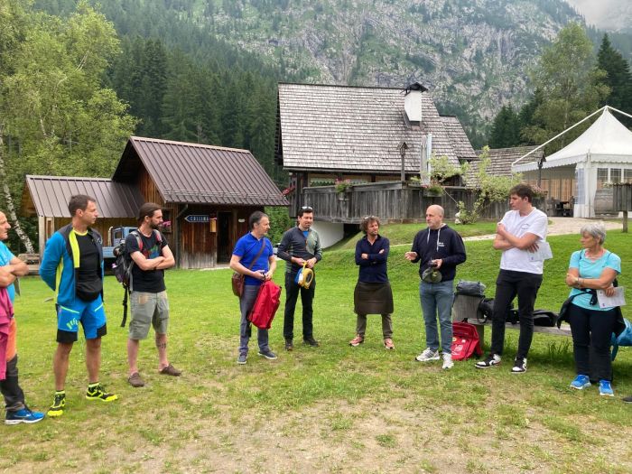Oltre 50 defibrillatori posizionati nelle montagne Fvg: aumentano i presidi strategici 
