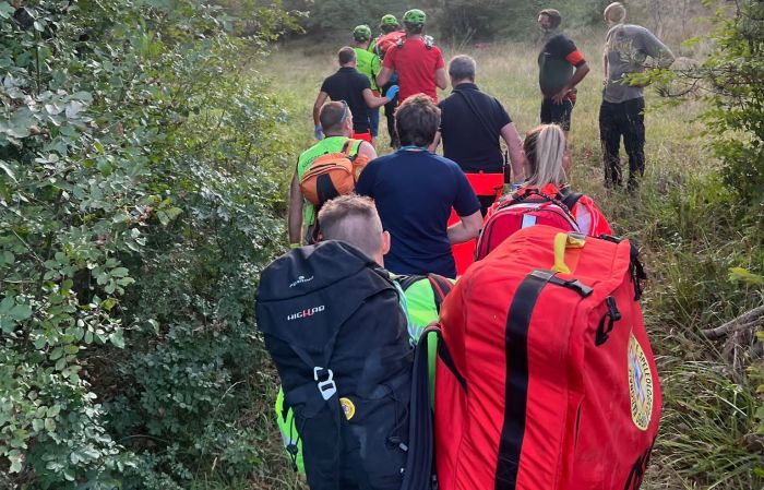 Cacciatore 70enne triestino cade mentre caccia: recuperato da 8 soccorritori 