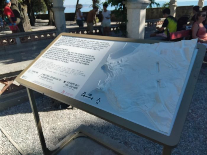 Miramare, nuovi pannelli tattili nel Parco storico