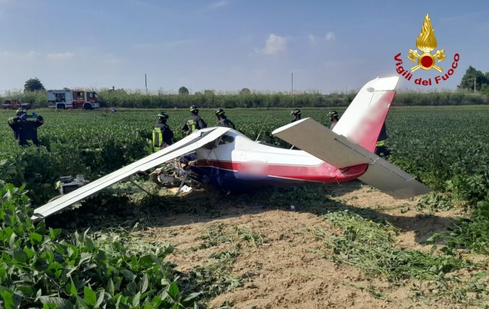 Tragedia in Veneto, cade un aereo ultraleggero: morto un uomo 