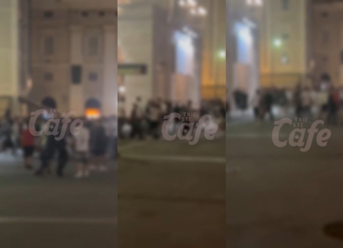 Maxi rissa notturna tra una trentina di giovanissimi a due passi da piazza Unità (VIDEO)