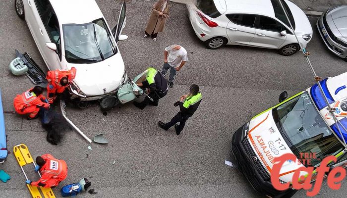 Scontro all'incrocio tra le vie Cologna e Ricci: scooterista all'ospedale 