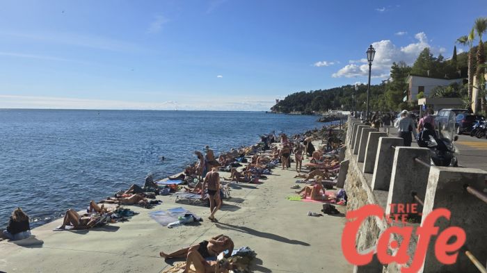 Estate infinita a Trieste: Barcola presa d’assalto nell'ultima domenica di settembre