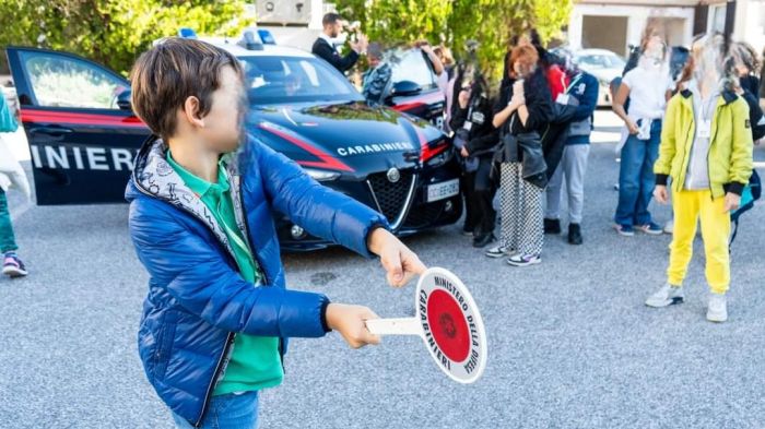 Alunni di Trieste a lezione di legalità con i carabinieri