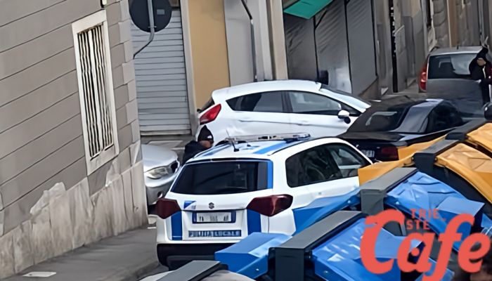 Mancata precedenza in via della Guardia/Caprin: BMW coinvolta, ferito lieve