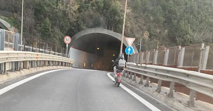 Sconcerto e preoccupazione sulla Grande Viabilità, cinquantino viola divieto di accesso 