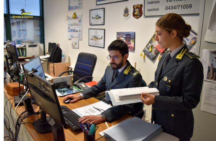 Cani deceduti e visite false: maxi-truffa da quasi un milione ai danni di 53 Comuni