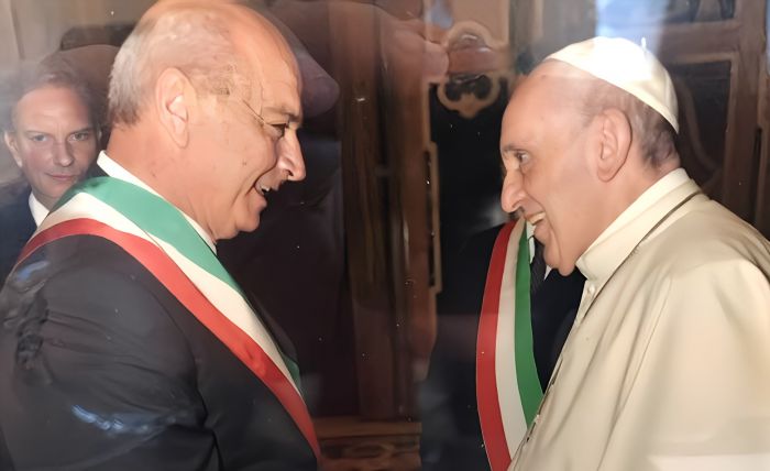 Trieste celebra il suo condottiero: 72 anni di Roberto Dipiazza, il sindaco che ha fatto la storia