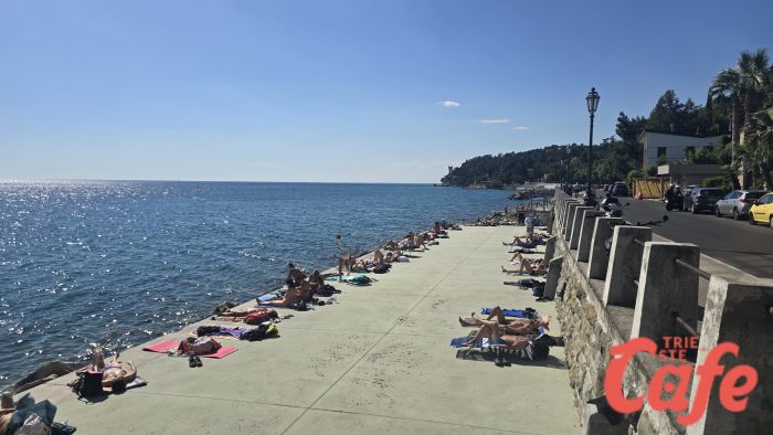 Sole e sariandole: Barcola scoppia d’estate già ad aprile