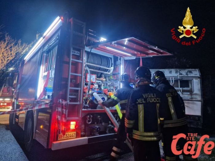 Esplosione all'alba a Gretta: 30 intossicati, 7 gravi. Anziana intubata, coinvolta anche una donna incinta