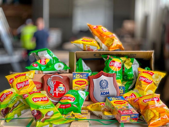 Sequestro molto goloso al porto di Trieste, bloccati patatine e dadi da cucina contraffatti