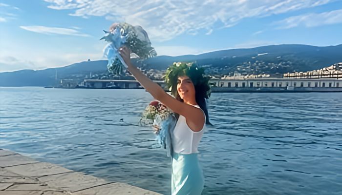 Si laurea a Trieste e scrive una dedica commovente: “Trieste, mi hai guarita e trasformata”
