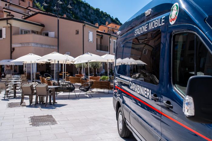 Sicurezza a impatto zero: Carabinieri inaugurano la nuova Stazione Mobile elettrica per l’estate