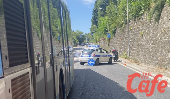 Tragico incidente in Costiera: scontro tra due moto e uno scooter, un morto e due feriti