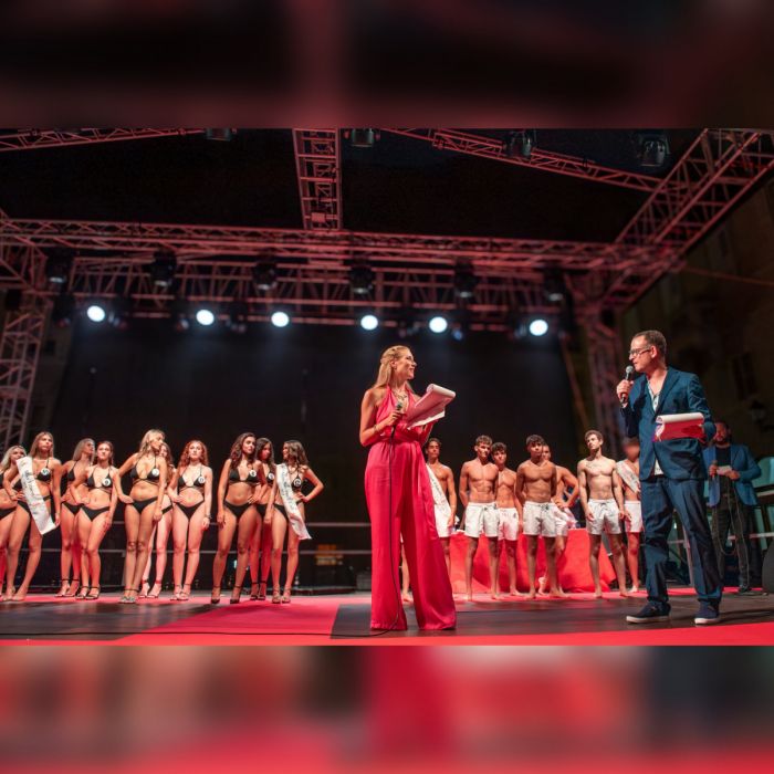 Piazza Verdi si illumina questa sera: gran finale di Miss&Mister Trieste Cafe 2025