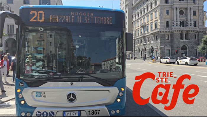 Caos a bordo del bus 6: passeggero colpito, ladro braccato e fermato sotto un’auto