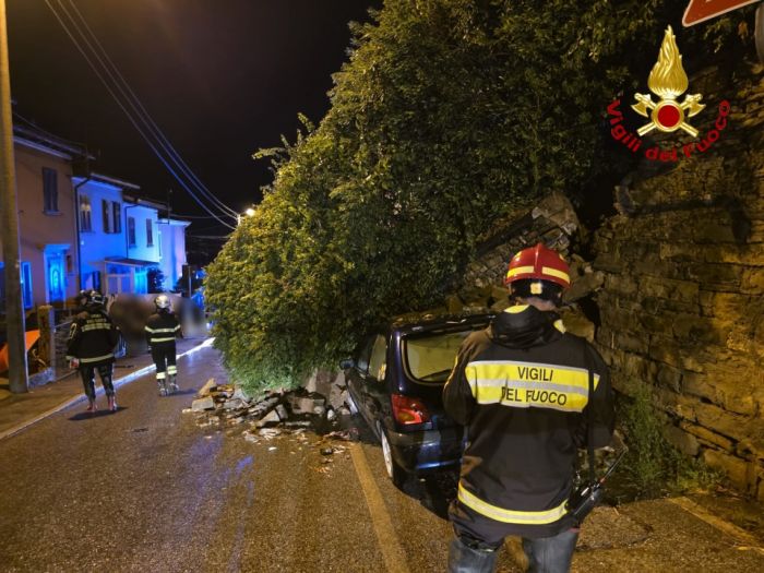 Maltempo a Trieste, oltre cento richieste di soccorso in poche ore: maxi impegno dei pompieri