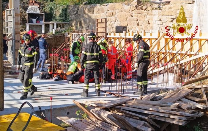 Tragedia sfiorata sulla Costiera: operaio precipita per cinque metri, soccorso in elicottero