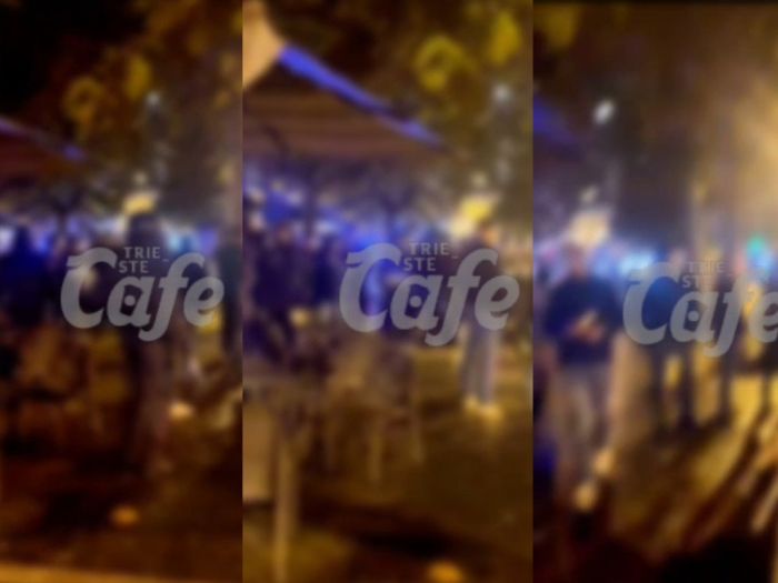 Presidio con scontri piazza Garibaldi, Sentinelle del Golfo: “Non siamo organizzatori, no a violenza”