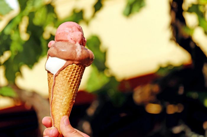 Trieste, gelato più caro in pochi giorni: “Da 2 a 2,30 euro, aumenti che pesano sulle famiglie”