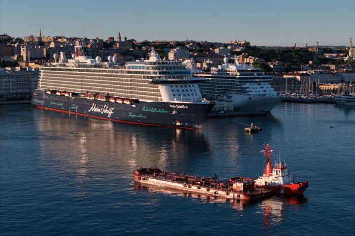 Trieste accoglie Mein Schiff 4, la nave sopravvissuta alla tensione nello Stretto di Hormuz