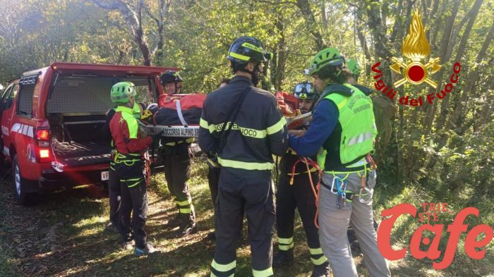 Sgonico, caduta accidentale mentre è all'interno della Grotta Azzurra: recuperata e traportata a Cattinara (FOTO)