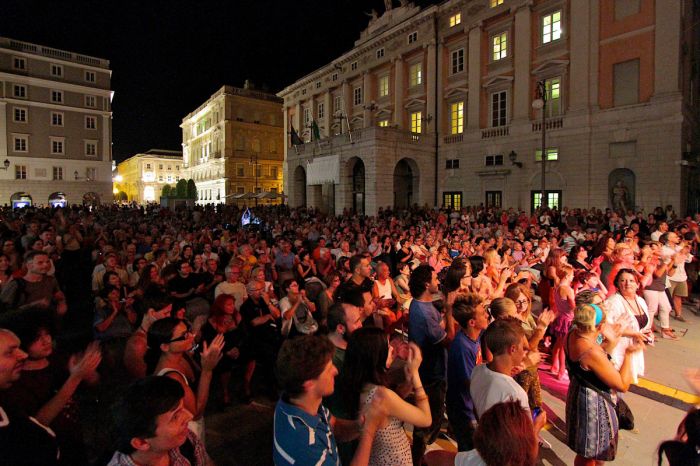 Super novità dell'estate 2024! Parte il concorso Miss e Mister della Redazione! Finale il 23 agosto in piazza Verdi