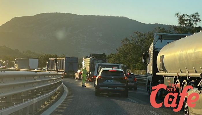 GVT altezza Cattinara, perde il controllo dell'auto e si schianta contro il guard-rail 