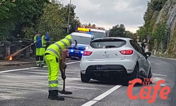 Incidente in Costiera, rallentamenti 