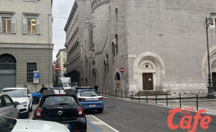 Falso allarme bomba nei pressi della sinagoga a Trieste 
