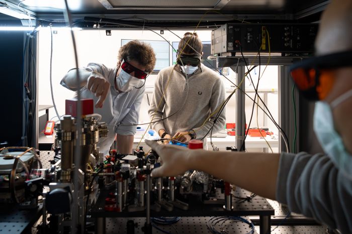 Fisica quantistica, inaugurati due nuovi laboratori dell’Università di Trieste (FOTO-VIDEO)