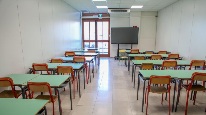Scuola, attacca il PD: 'la “Molo IV” inaugurata oggi senza wifi e linea telefonica' 