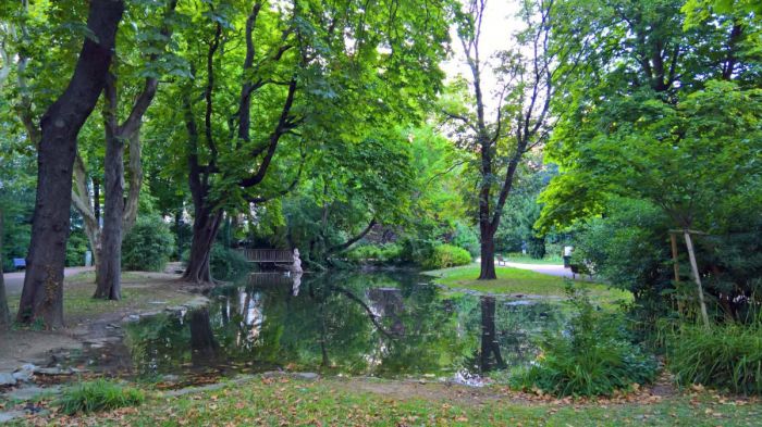 Giardino Pubblico, piazza Perugino e via Pindemonte, droga ovunque, polizia locale la trova e la sequestra! 