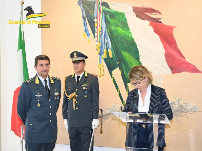 Sandra Savino in visita al Comando regionale Fvg della Guardia di Finanza