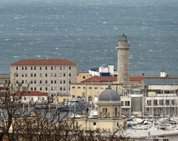 Il meteo di giovedì 19 settembre, bora sostenuta sulla costa con raffiche anche forti 