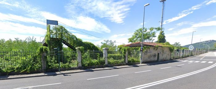 Dopo lavoro ferroviario: vandalismi e furti da parte di stranieri nello stabilimento balneare