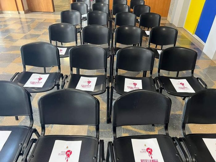 Il Petrarca aderisce all’iniziativa “Posto occupato” per la Giornata contro la violenza sulle donne