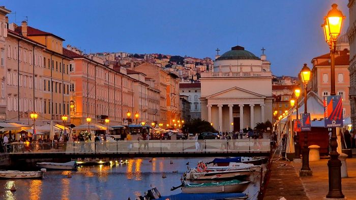 Sexy cinema a Trieste? La coppia che vuole portare il festival dell’hard in città