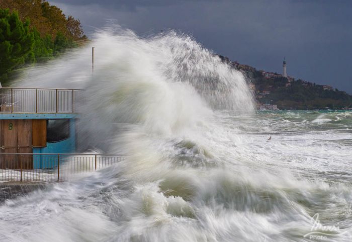 Michele Babuder: "A  Barcola danni per milioni di euro, non c'è un arredo che non sia stato rotto"